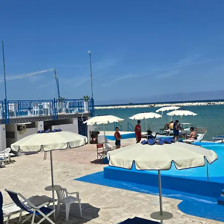 בית הארחה Ponte Sul Mare